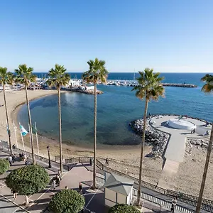  Apartamento Beachfront With Stunning Sea Views